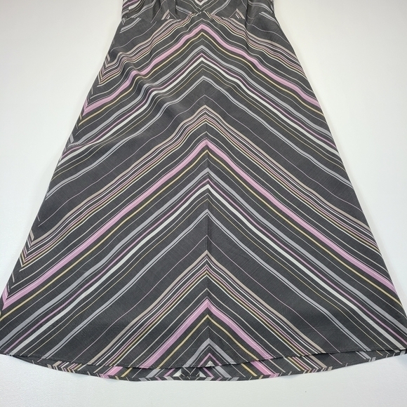 J. Crew Midi Dress Sleeveless Silk Blend V-Neck in Multicolor Chevron, Size 4P - Picture 4 of 13